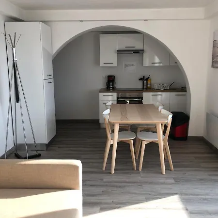 Du Lac Apartment